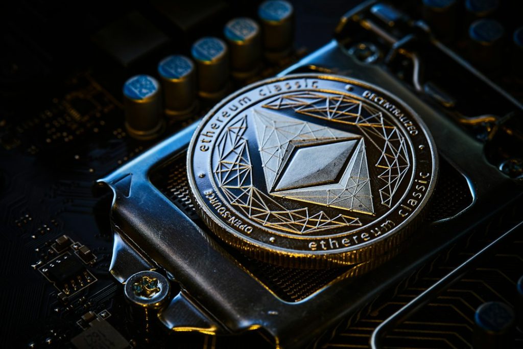 Computer hardware detail for NetNapz Academy private keys and seed phrase security guide. Photo by Michael Förtsch via Unsplash.