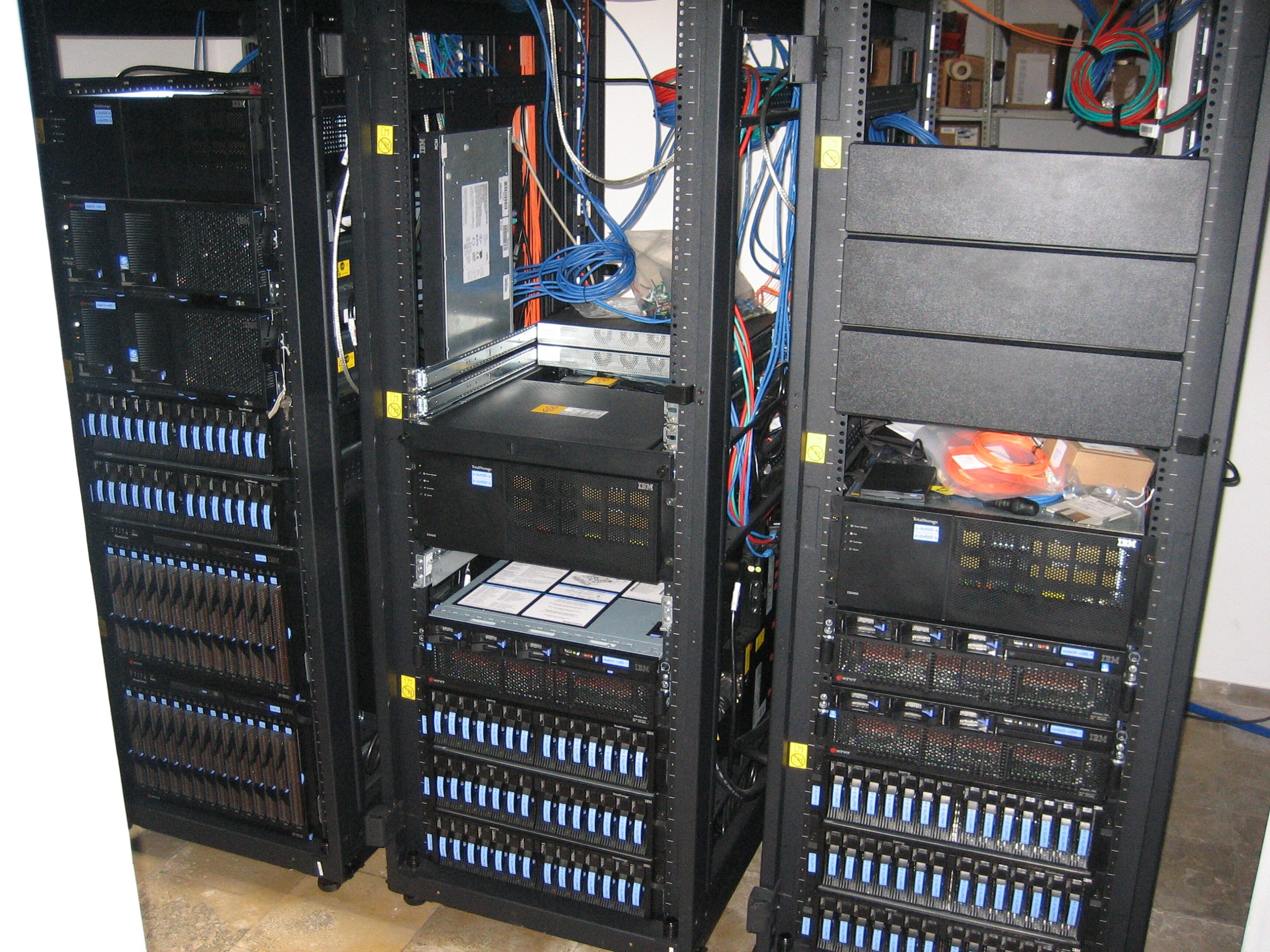 Server hardware illustrating on-chain data measurement